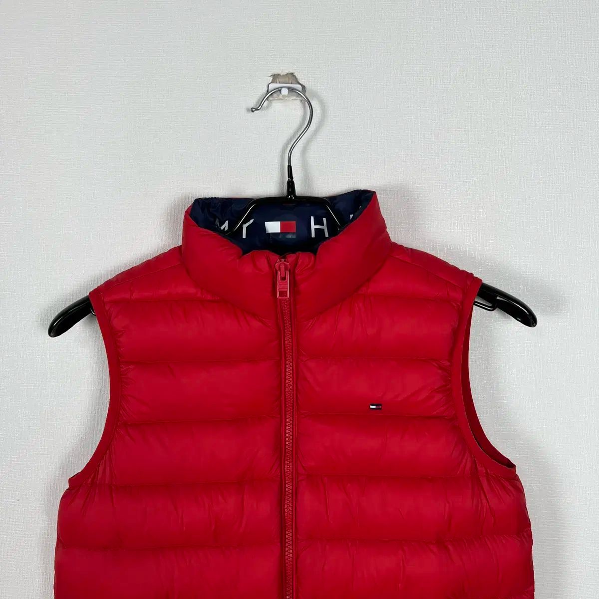 トミーヒルフィガー TOMMY HILFIGER ダウンベスト サイズXL レッド メンズ 冬物 ジャケット ポイント7倍エッセンシャルダウンベスト | トミー ジーンズ | トミー