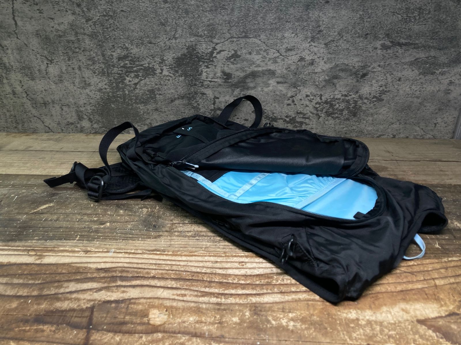 13L リュック