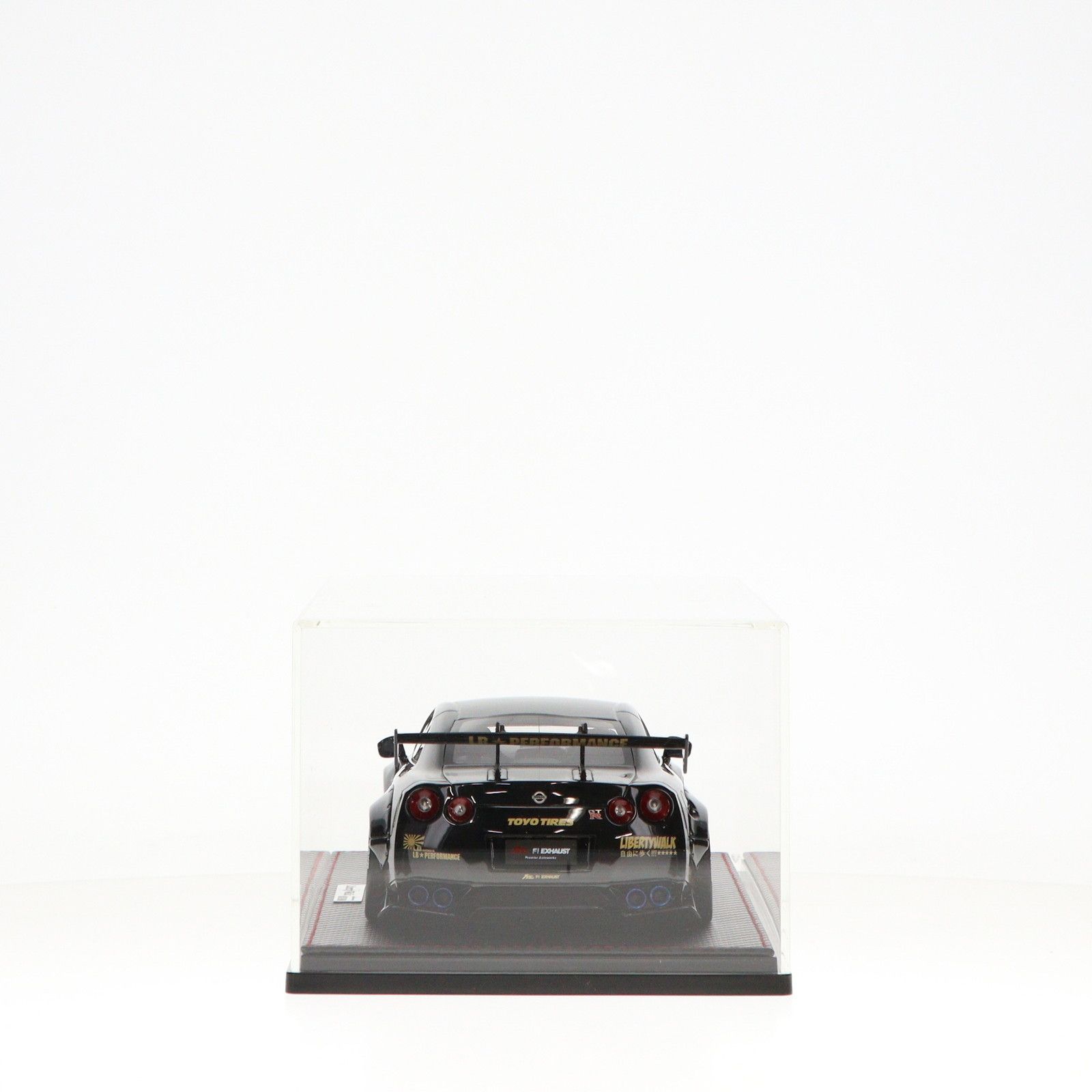 オンラインショップ限定 1/18 LB-WORKS GT-R(R35) Black 完成品