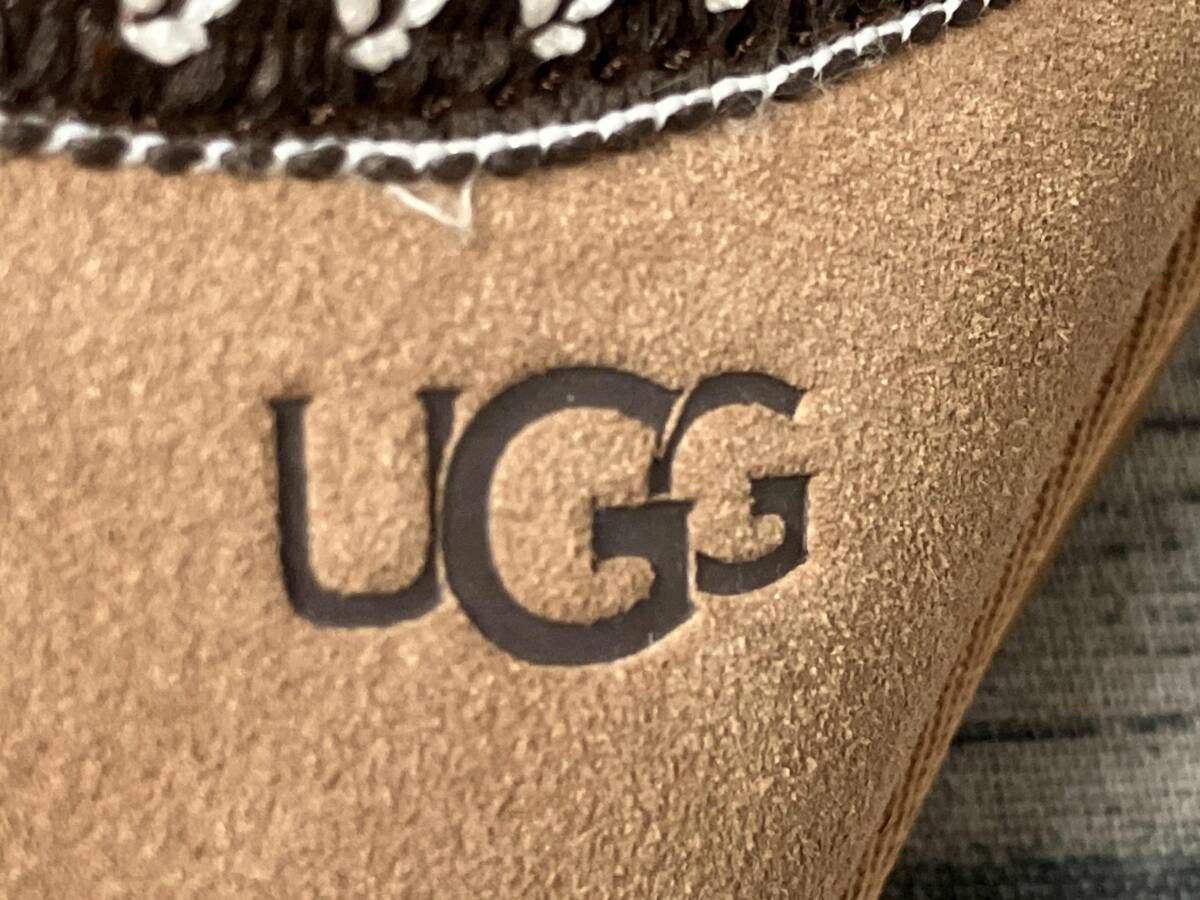 UGG