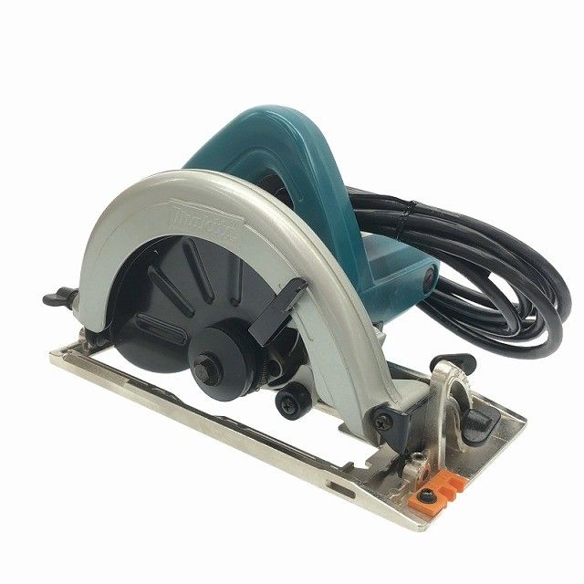 makita マキタ 100V 190mm 7型マルノコ 5831BA 電動工具 木工 切断機 DIY 日曜大工117275