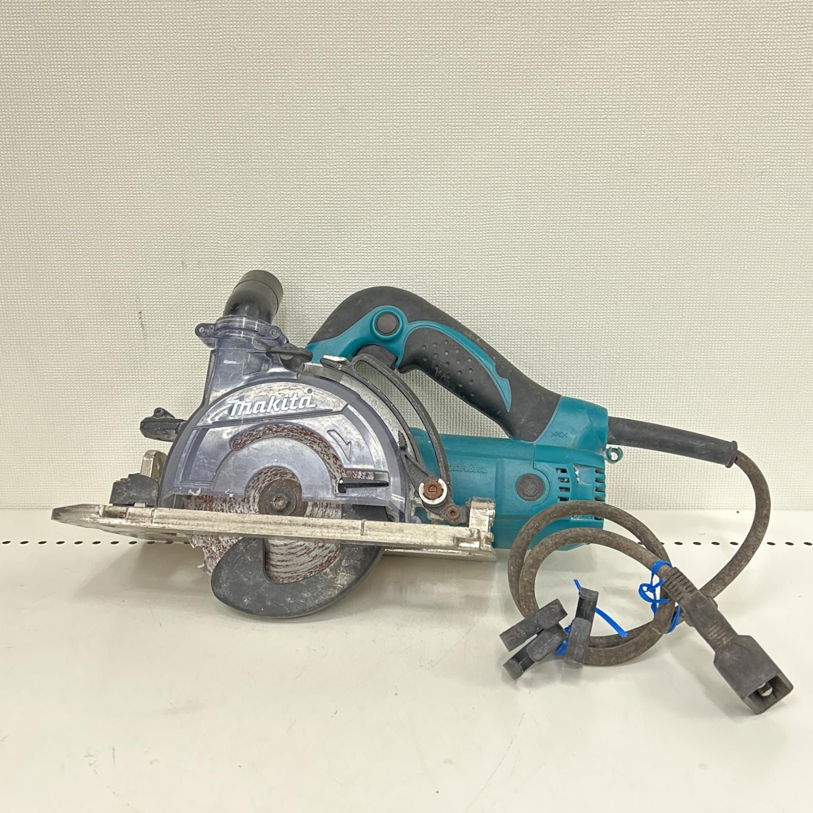 ▼▼MAKITA マキタ 丸のこ コード式 本体のみ KS5200FX グリーン ▽▽ MAKITA マキタ 丸のこ コード式 本体のみ KS5200FX グリーン やや