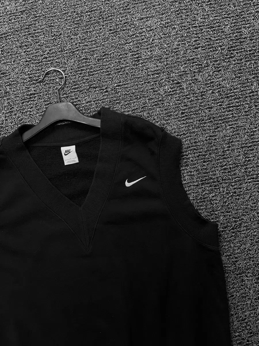 Nike ナイキ 寿司ロゴ スウェット ベスト
