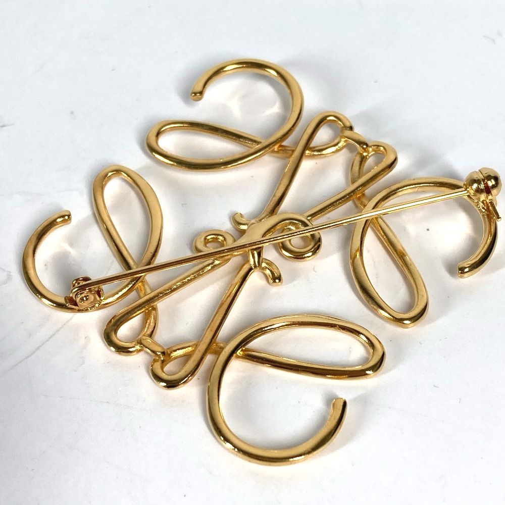 LOEWE ロエベ ブローチ アナグラム メタル - メルカリ