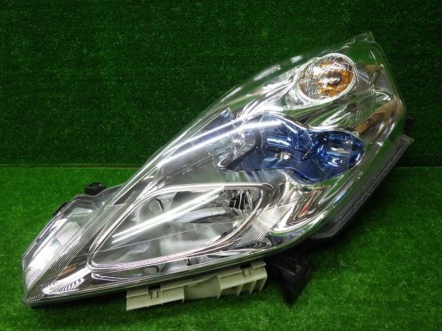 良品 日産 リーフ ZE1 前期 リーフ⁄LEAF ZE1 純正 右 ヘッドライト