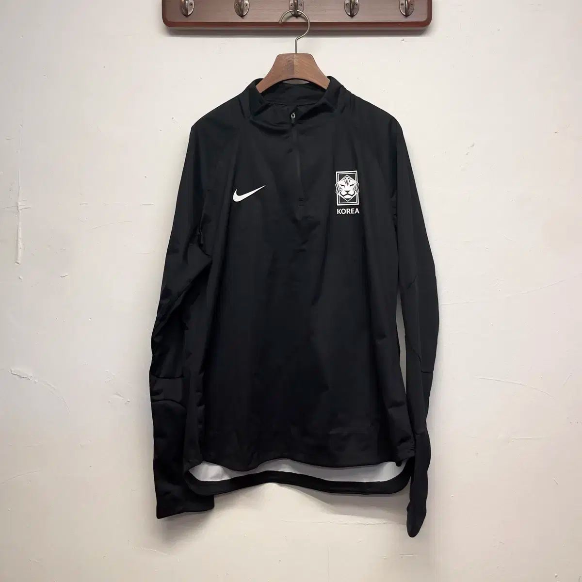 NIKE ナイキ 女性 国立大学 ストームフィット ドリルトップ ロング スリーブ
