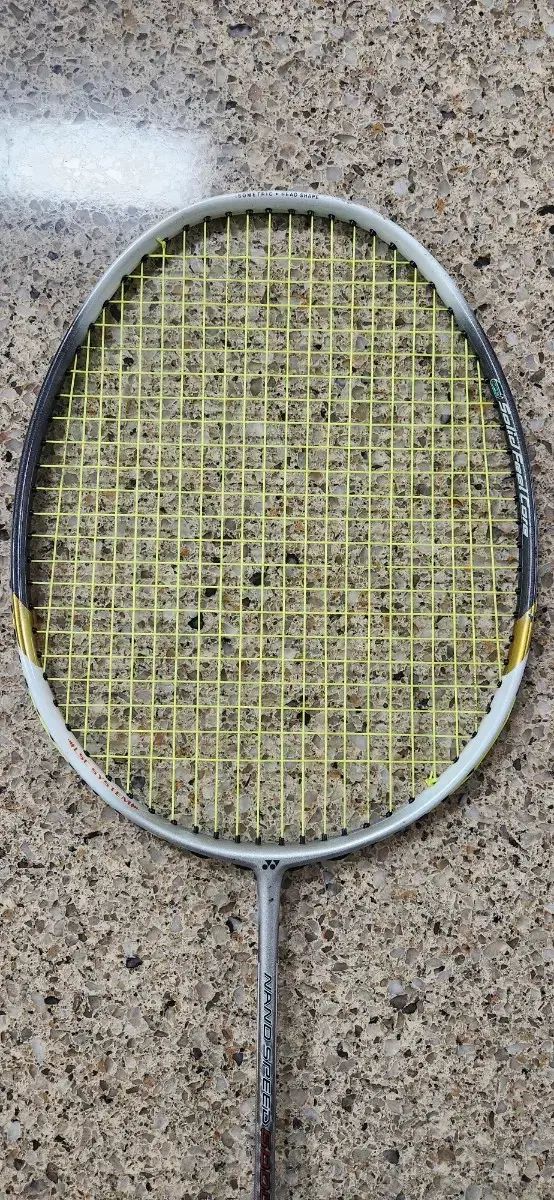 ヨネックス ( YONEX ) バドミントンラケット ナノスピード 6000