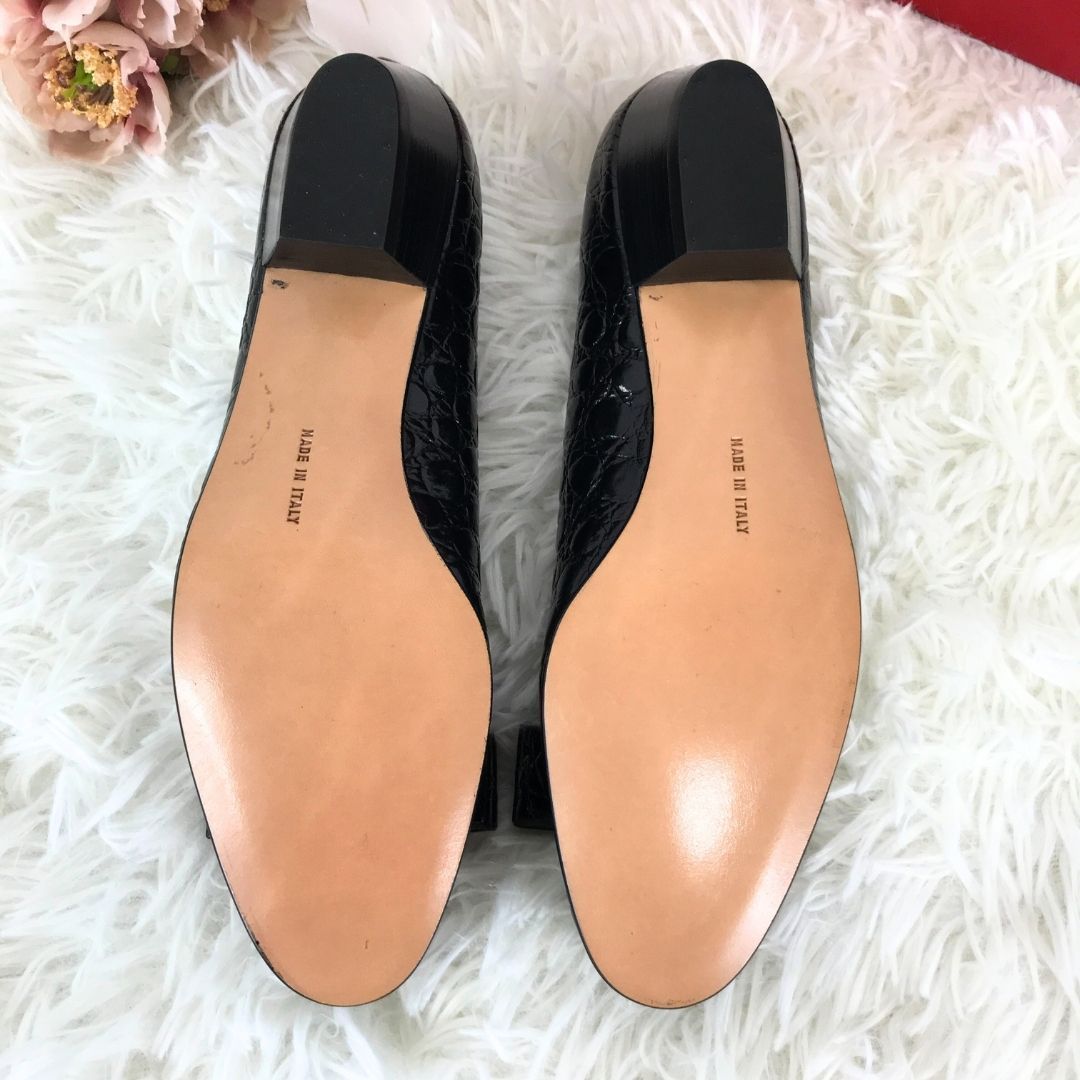美品】Salvatore Ferragamo サルヴァトーレフェラガモ パンプス 美品】Salvatore Ferragamo サルヴァトーレフェラガモ パンプス