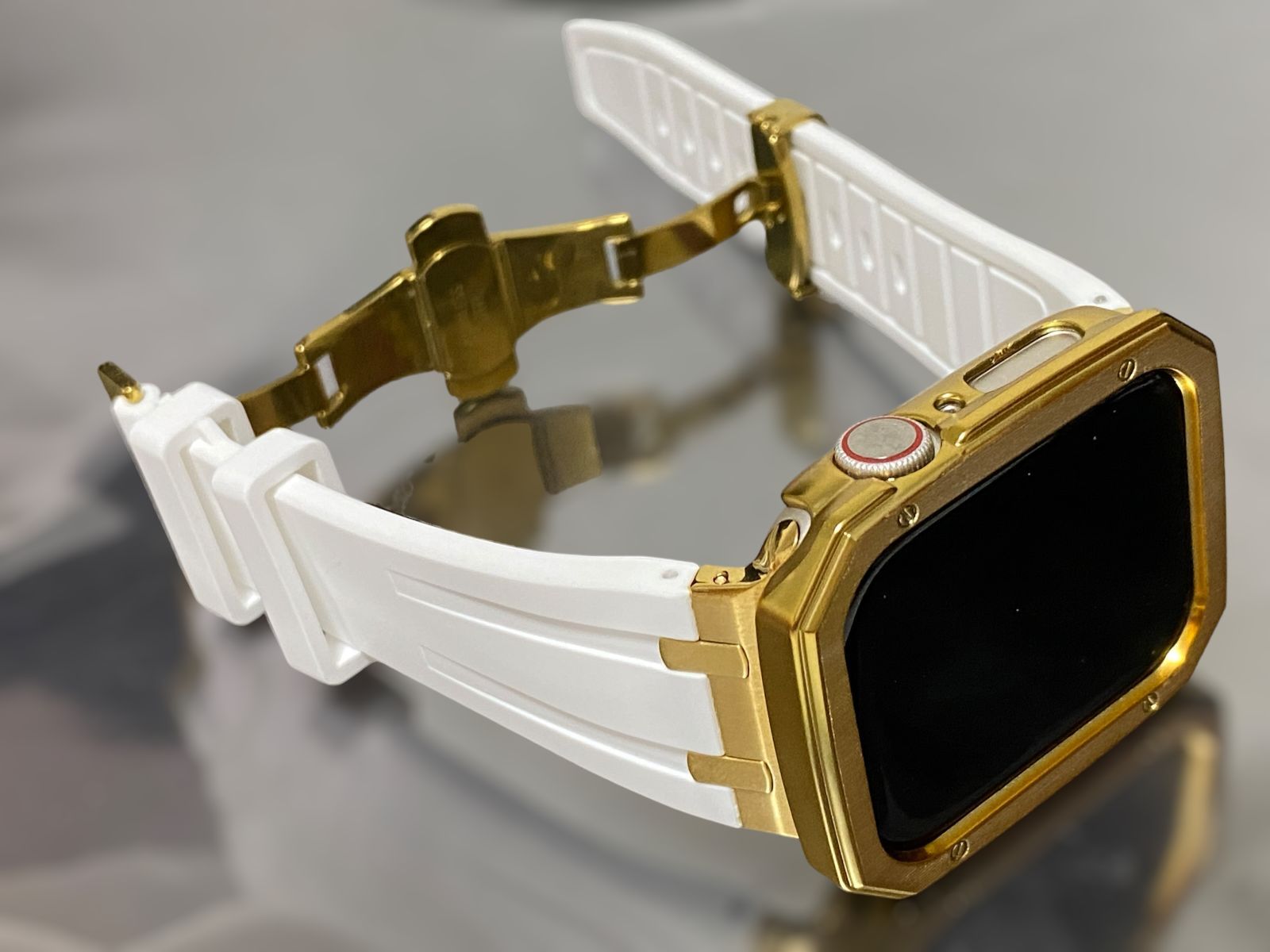 ゴールド ホワイト アップルウォッチ ラバーベルト Apple Watch ケース カバー 40 mm 41 44 45 49 mmApple 用