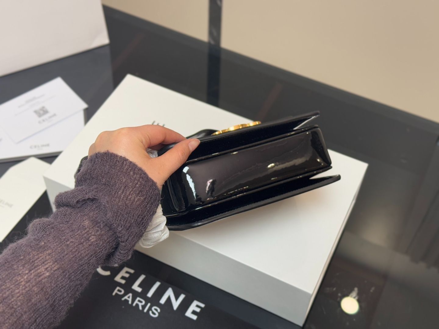 CELINE★ミニ トリオンフ ラミネート リザードレザー★すぐ届く Celine] トリオンフ ラミネートレザー アンダーアームバッグ