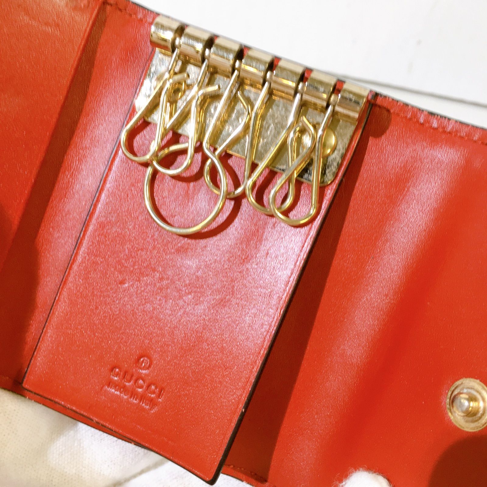 【極美品】GUCCI グッチ シマ キーケース 6連 レザー 赤 リボン 楽天市場】GUCCI グッチ グッチシマ GG柄 6連キーケース リボン