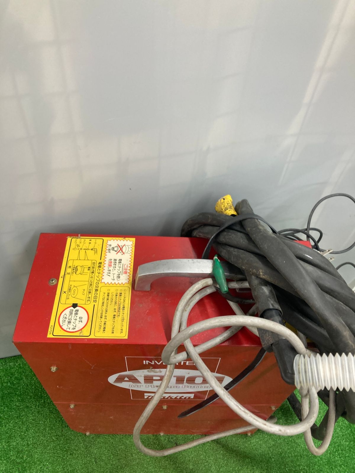 引取限定】【中古品】【0922】makita エアプラズマ切断機 AP101 引取限定】【中古品】【0922】makita エアプラズマ切断機 AP101