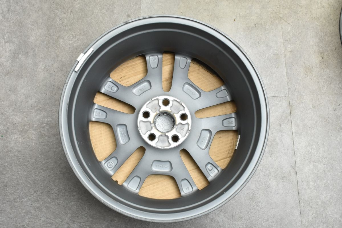 新車外し品】トヨタ RAV4 アドベンチャー 純正 19in 7.5J +40 PCD114.3