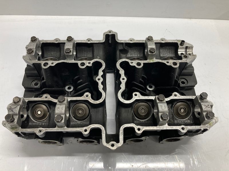 KAWASAKI Z400GP シリンダーヘッド