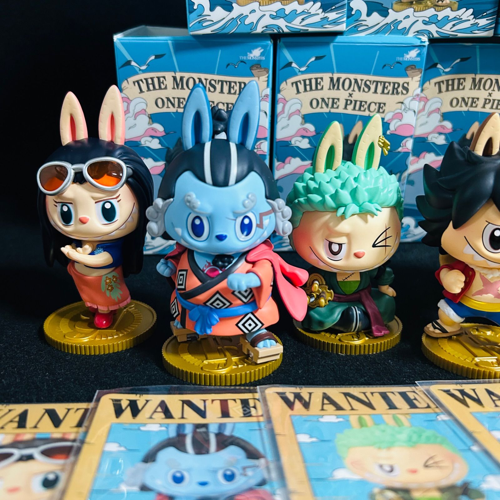 海外限定 LABUBU x ONE PIECE POPMART コラボ ラブブ フィギュア