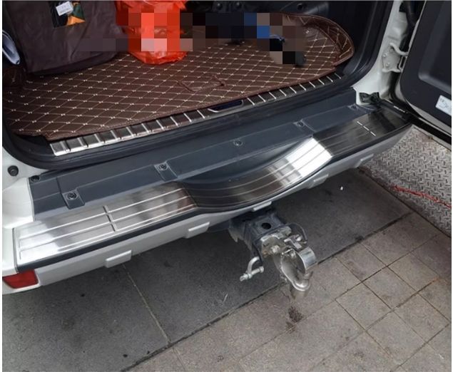 三菱 パジェロ V93 V97 V87 2色選択 外側 トランク ガード プロテクター ステンレス キズ防止