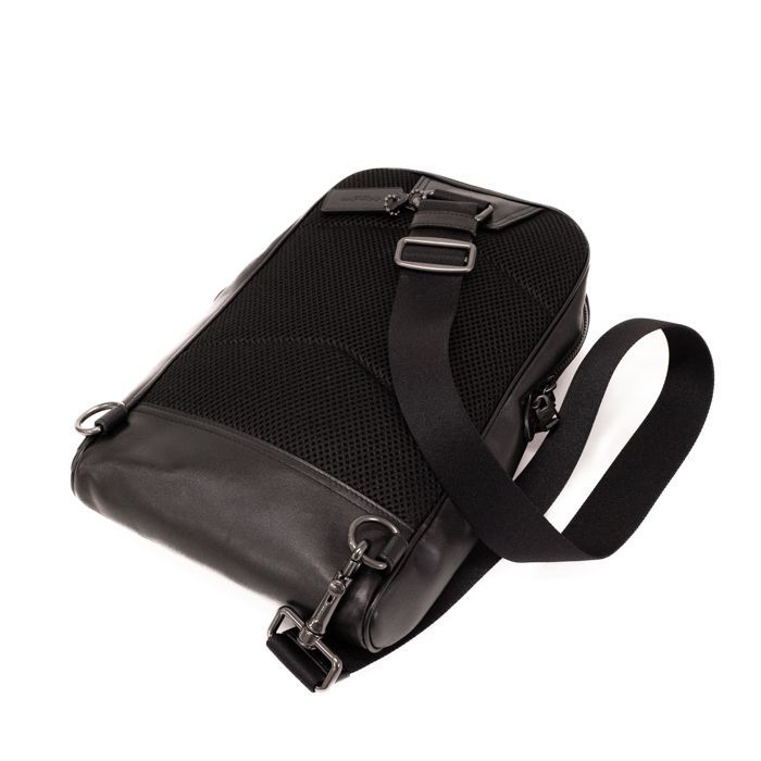 極美品】コーチ グラハムパック ボディバッグ 斜め掛け ブラック PVC