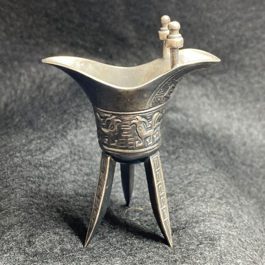 中国古玩 紋銀爵 77g高さ9.3㎝ 東Y7-0110 2Fトコニコ