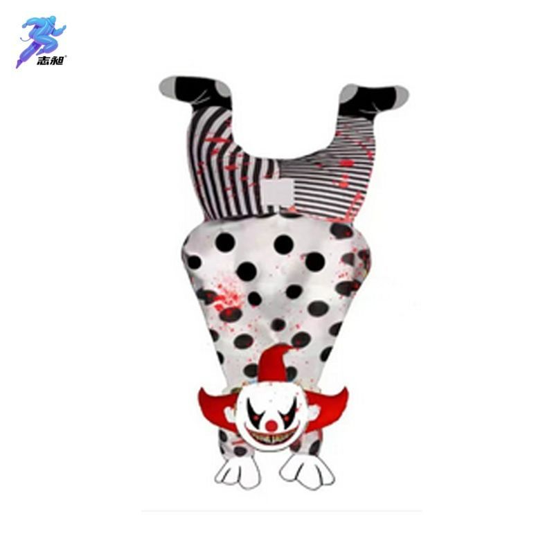 ハロウィーンキャラクターのぬいぐるみハロウィン猫風船衣装ステージで風船衣装衣装を披露します