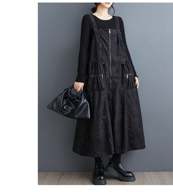 サロペットワンピース