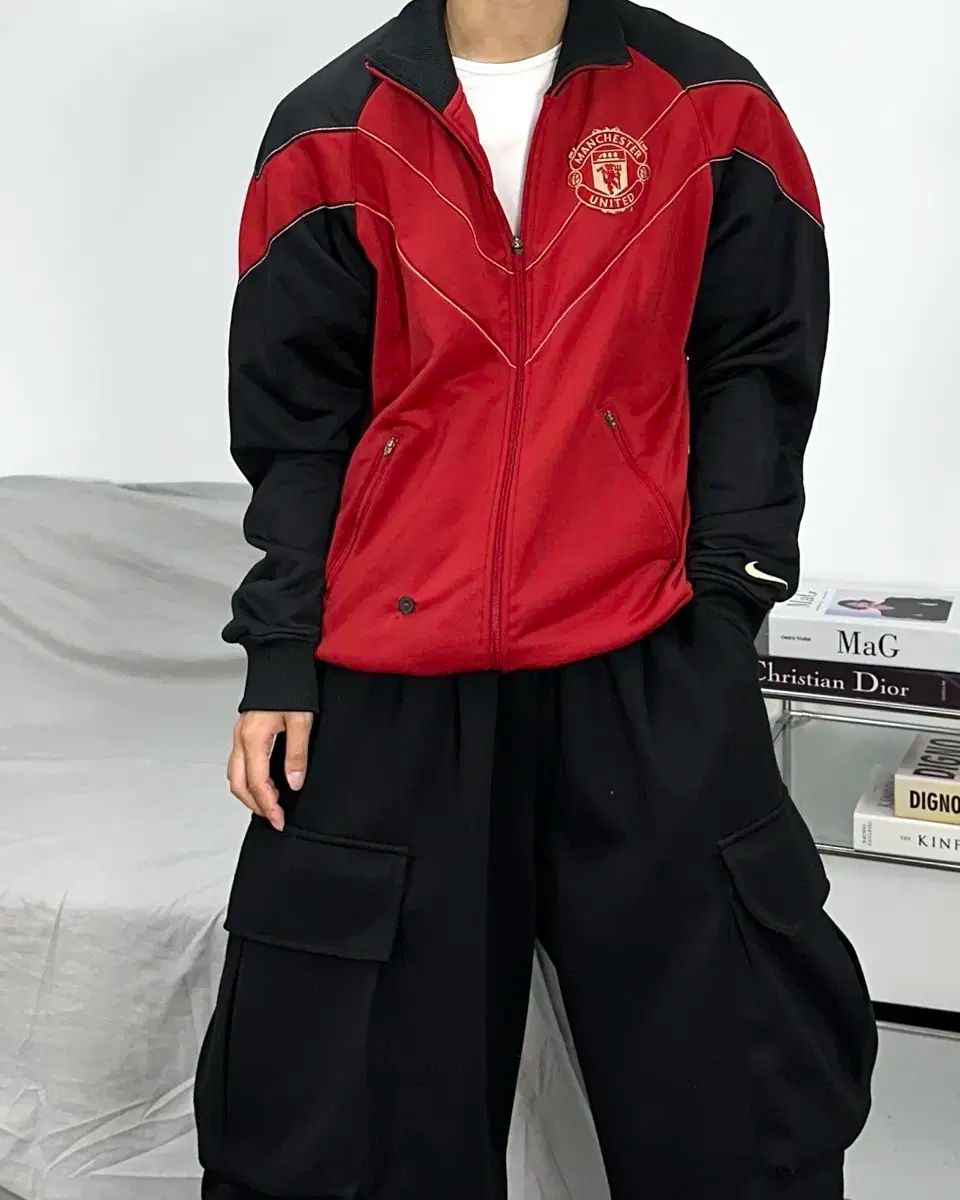 NIKE マンチェスター ユナイテッド トラックジャージ バイ トラックジャージ ジャージ L