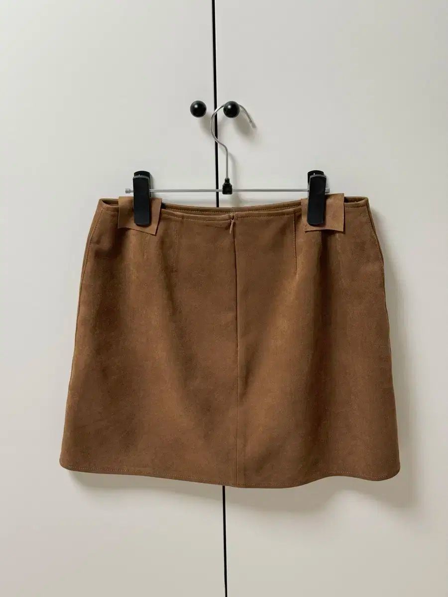 マンゴマンゴプリーズ スウェードスカート