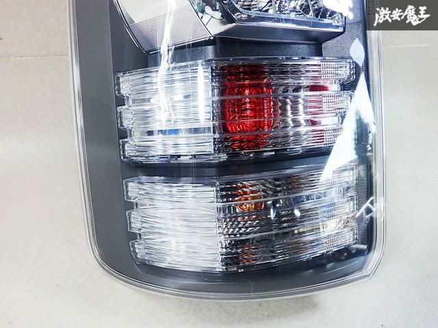 点灯OK☆】トヨタ 純正 ZRR70W ZRR75W ヴォクシー 後期 LED