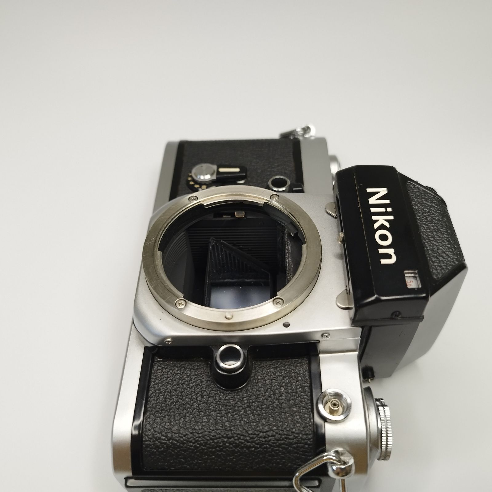 Nikon F2 Photomic シルバー ボディのみ 完全機械式35mmフィルム一眼