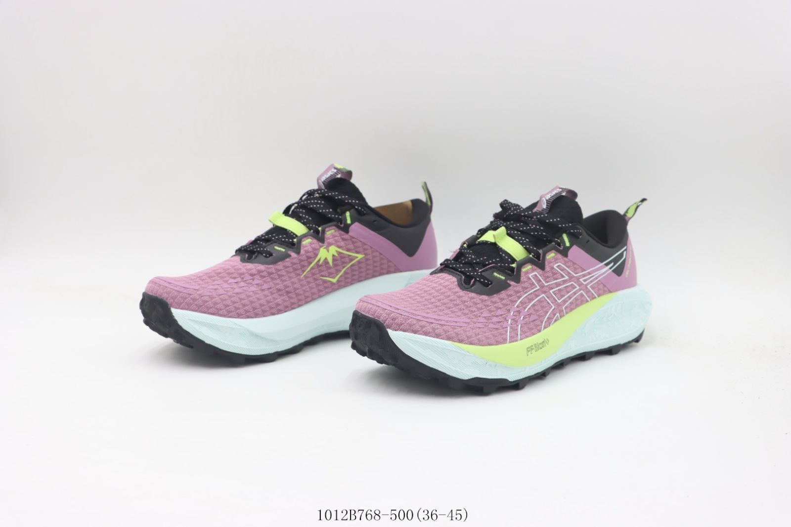 ランニングシューズ