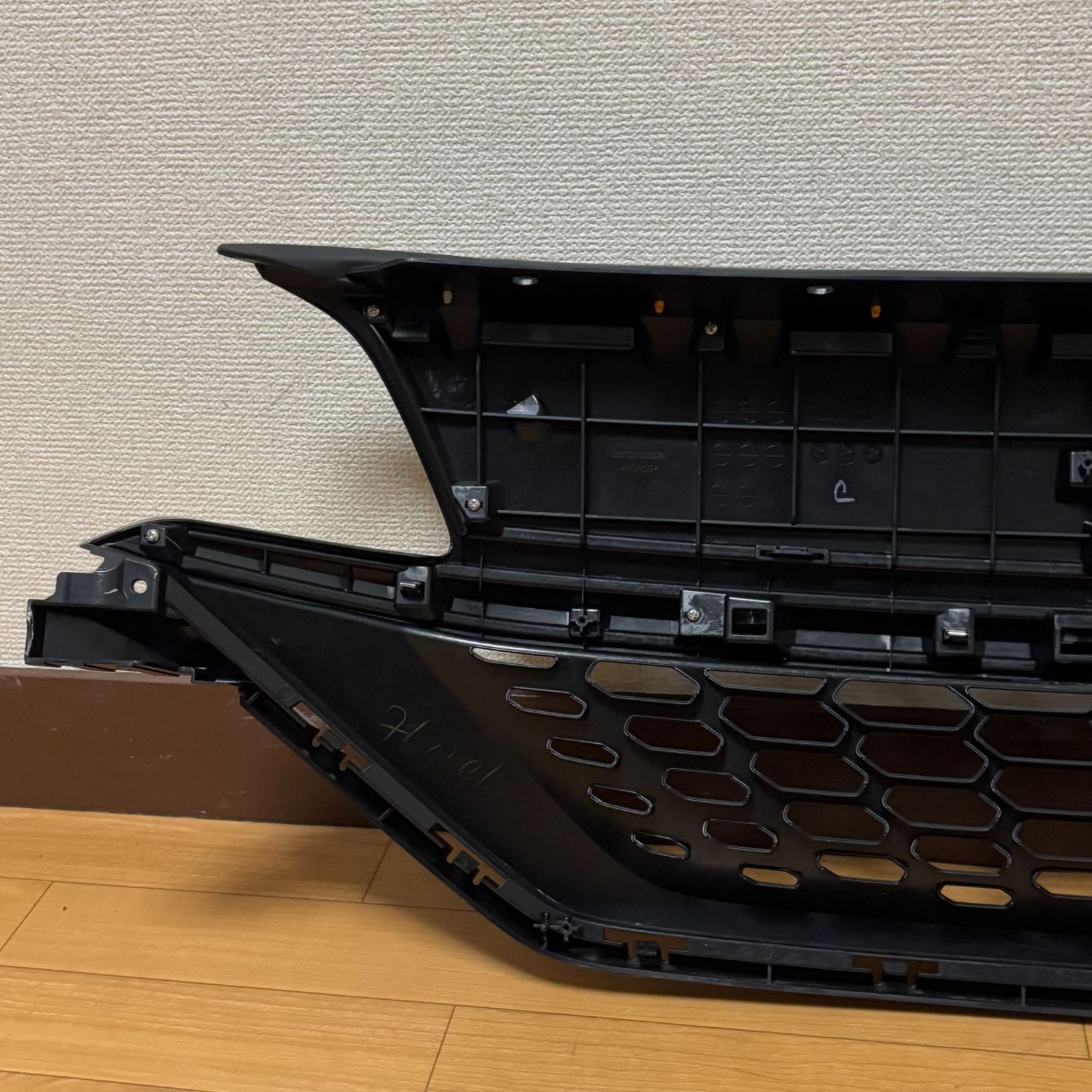 美品 HONDA ホンダ フロントグリル フリード GB5 GB6 GB7 後期