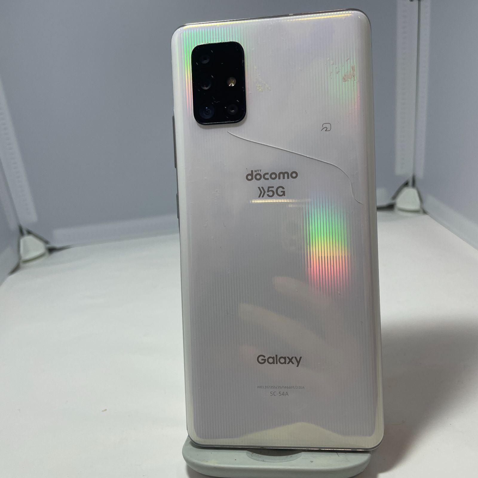 Galaxy A51 5G docomo ホワイト スマートフォン本体 Amazon | SIMフリー docomo Galaxy A51 5G SC-54A [プリズム