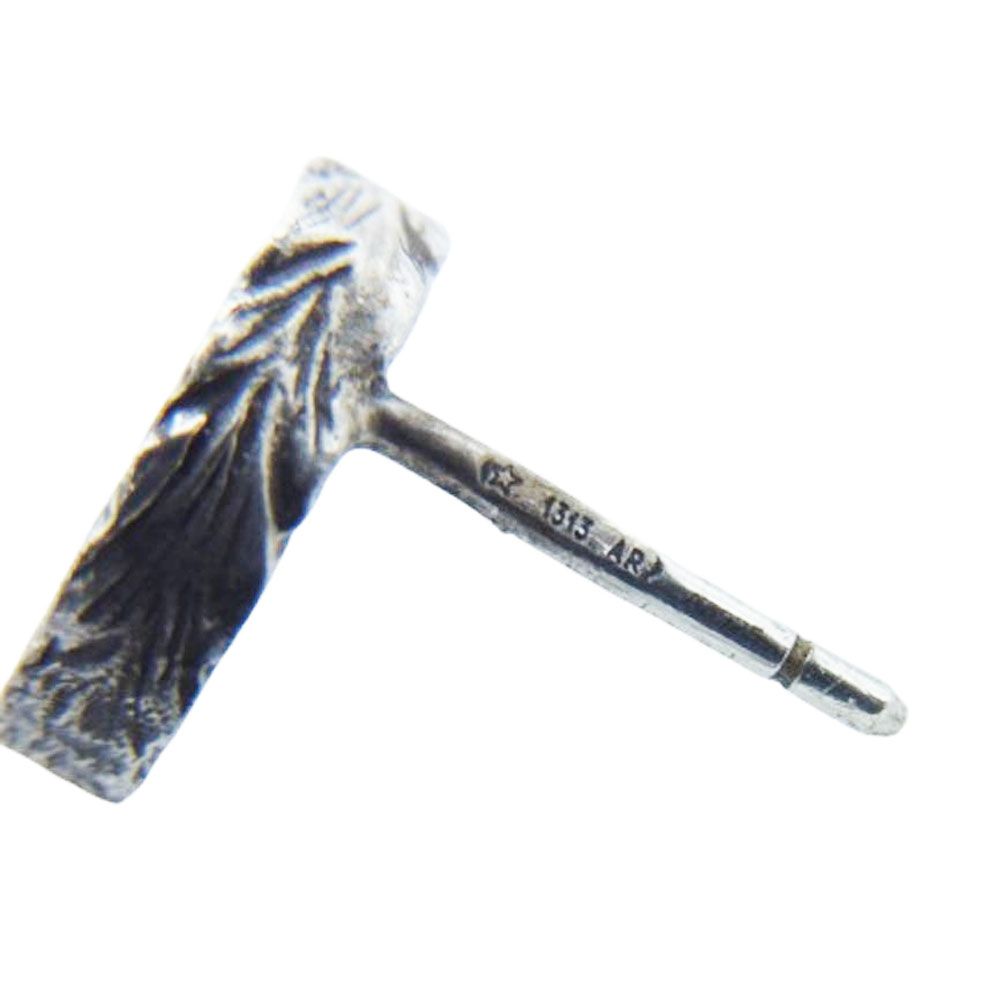 インターロッキングG スタッド