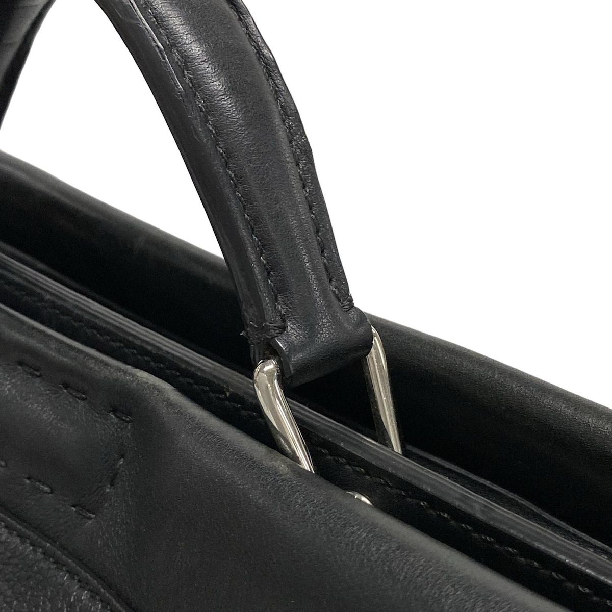 一覧爆安！ FENDI フェンディ ビジネスバッグ ミディアムピーカブーアイコニック モンスター 7VA388 黒 本体ロックなし レザー 最短翌営業日発送。