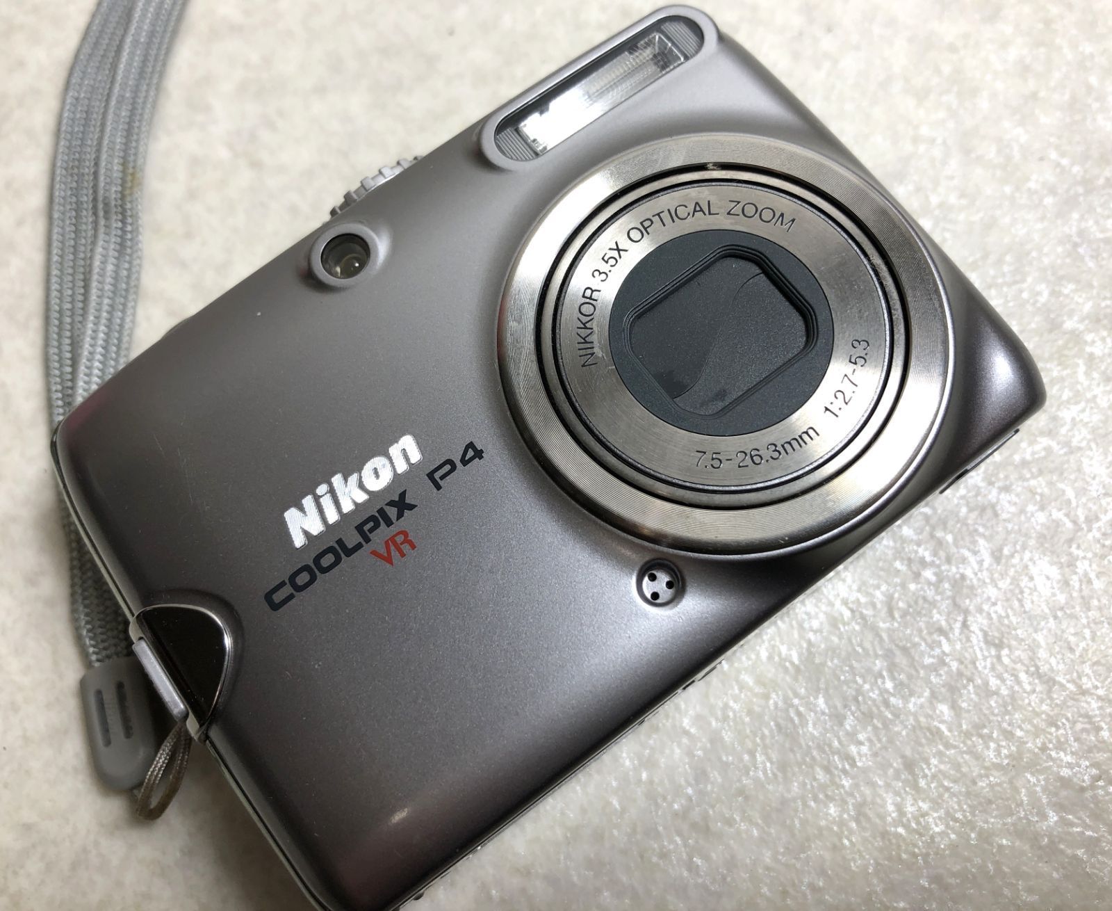 良い 【DH1267】動作確認済 Nikon COOLPIX P4 VR デジカメ ニコン