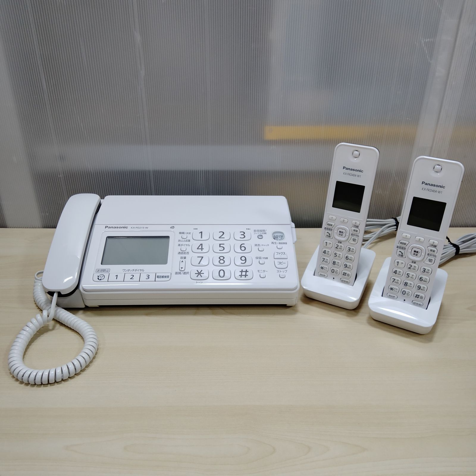 パナソニック　ファックス　子機付き　Kx-PZ210-W KX-FKD404 パナソニック 電話子機 KX-FKD404−W 本体 充電無しの通販 by