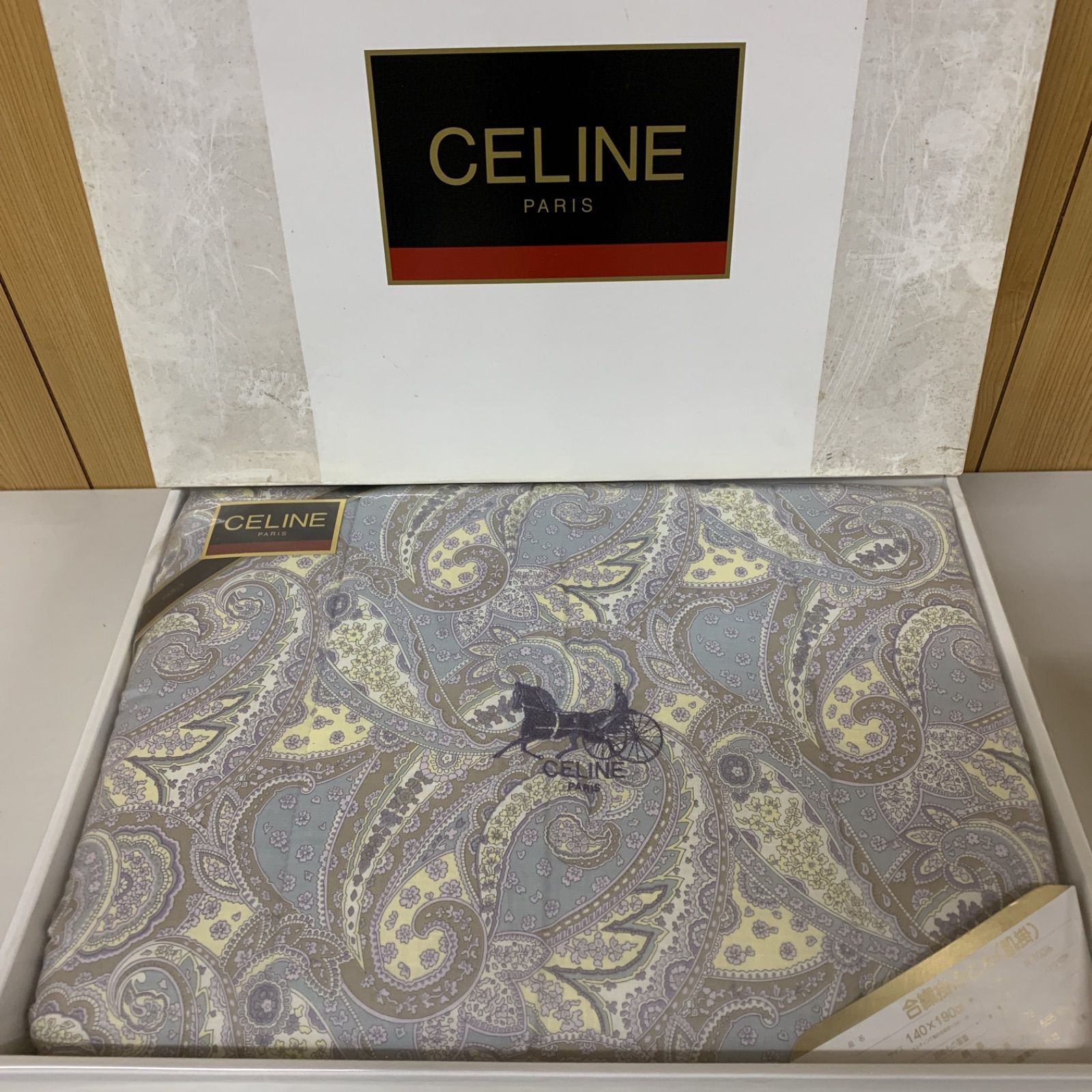 CELINE ペイズリー柄 掛け布団 140×190cm CELINE ペイズリー柄 掛け布団 140×190cm CELINE ペイズリー柄