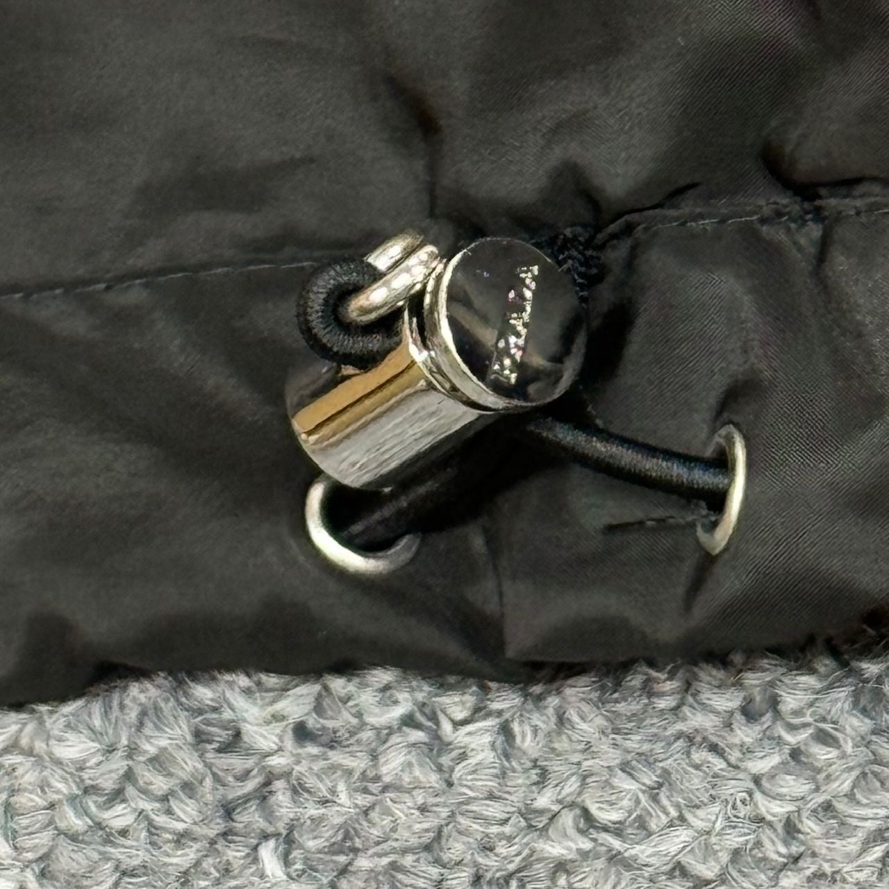 国内正規 PRADA SGN998 R201 ナイロン プレート ジャケット 国内正規 PRADA SGN998 R201 ナイロン プレート ジャケット
