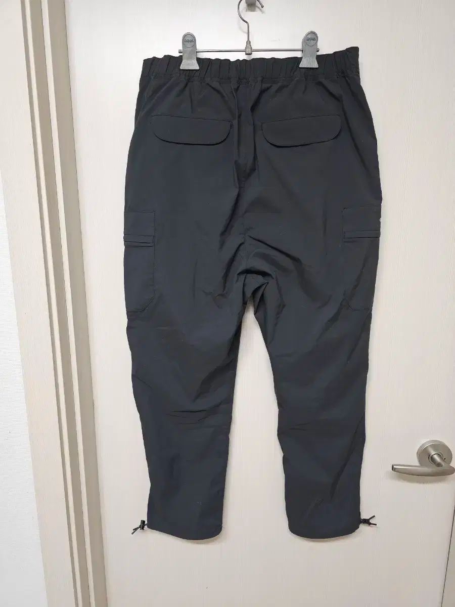 パンツ