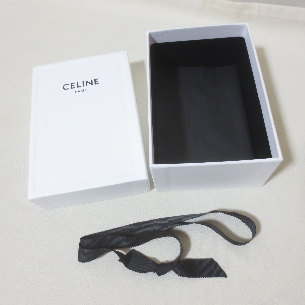 CELINE セリーヌ　ショッパー　紙袋　箱　まとめ売り セリーヌ 紙袋 ショッパー ショップ袋 白 未使用の通販 by