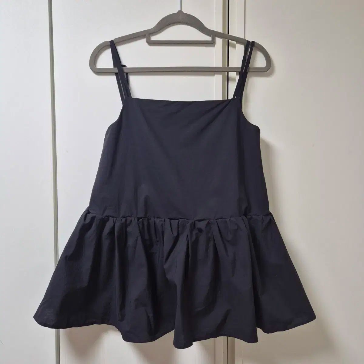 コス レイヤード コットン ノースリーブ トップス