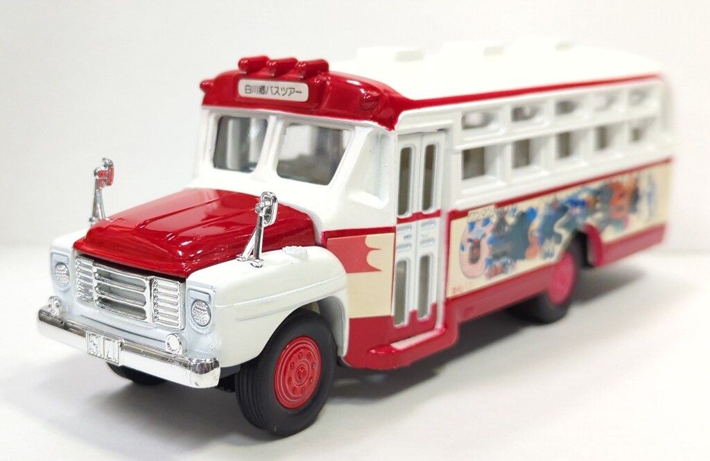 TOMY トミカダンディ いすずボンネットバス 白川郷(濃飛バス) DB