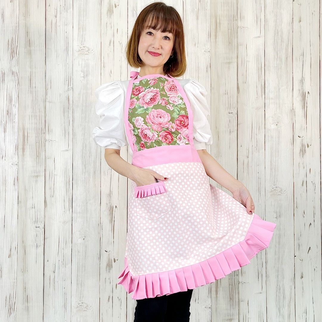 Tarantinalovers エプロン Vintage Roses Green