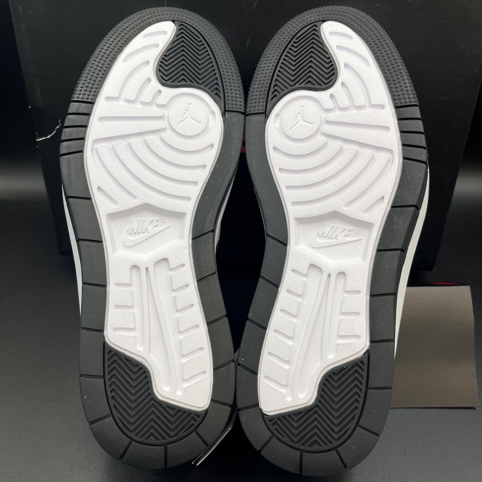 箱破損あり】新品 24.5cm Nike Women's Air Jordan 1 Low
