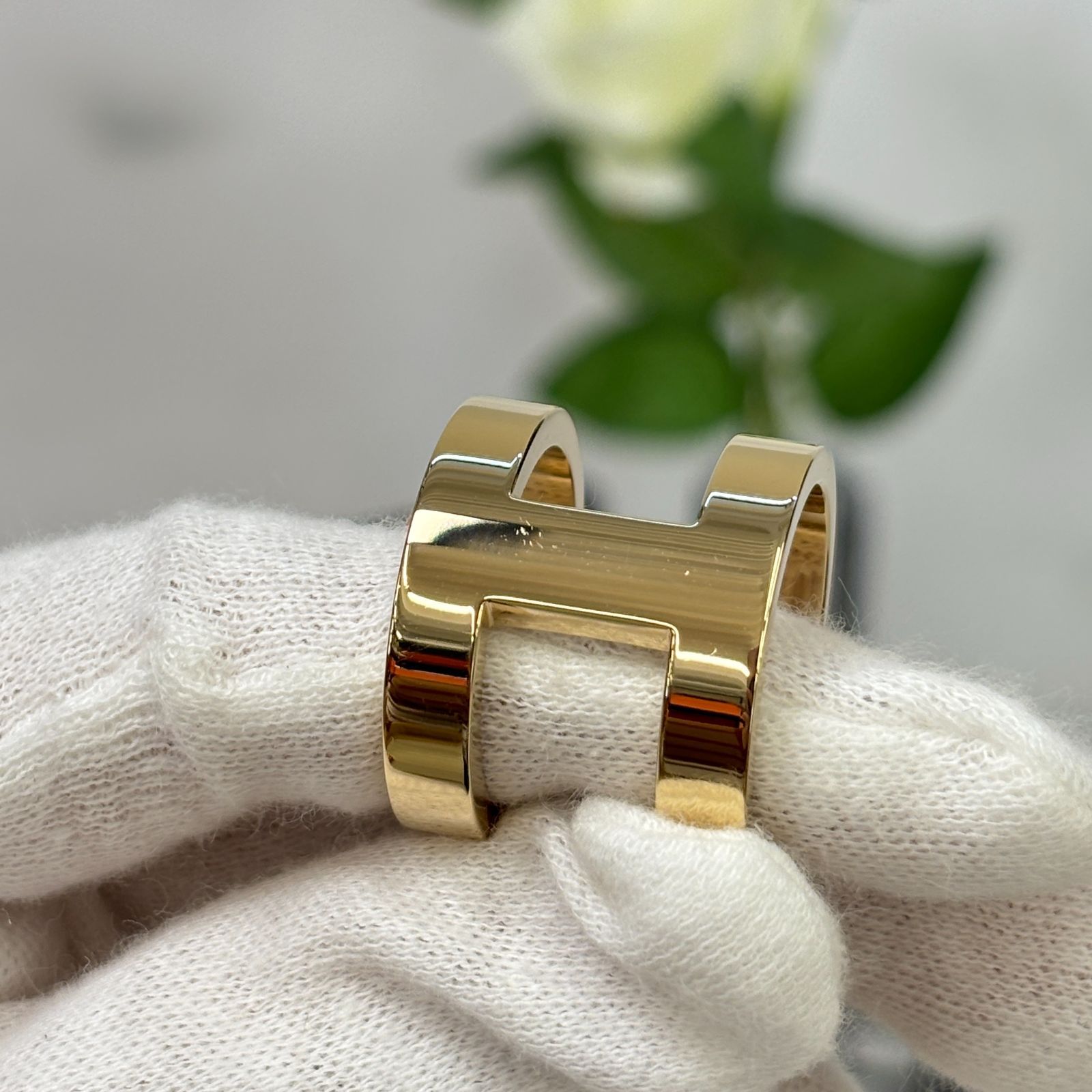 ＊ご成約済　HERMÈS　スカーフリング　Hペルル　美品 スカーフリング 《Hペルル》 - イエロー | Hermès - エルメス-公式サイト