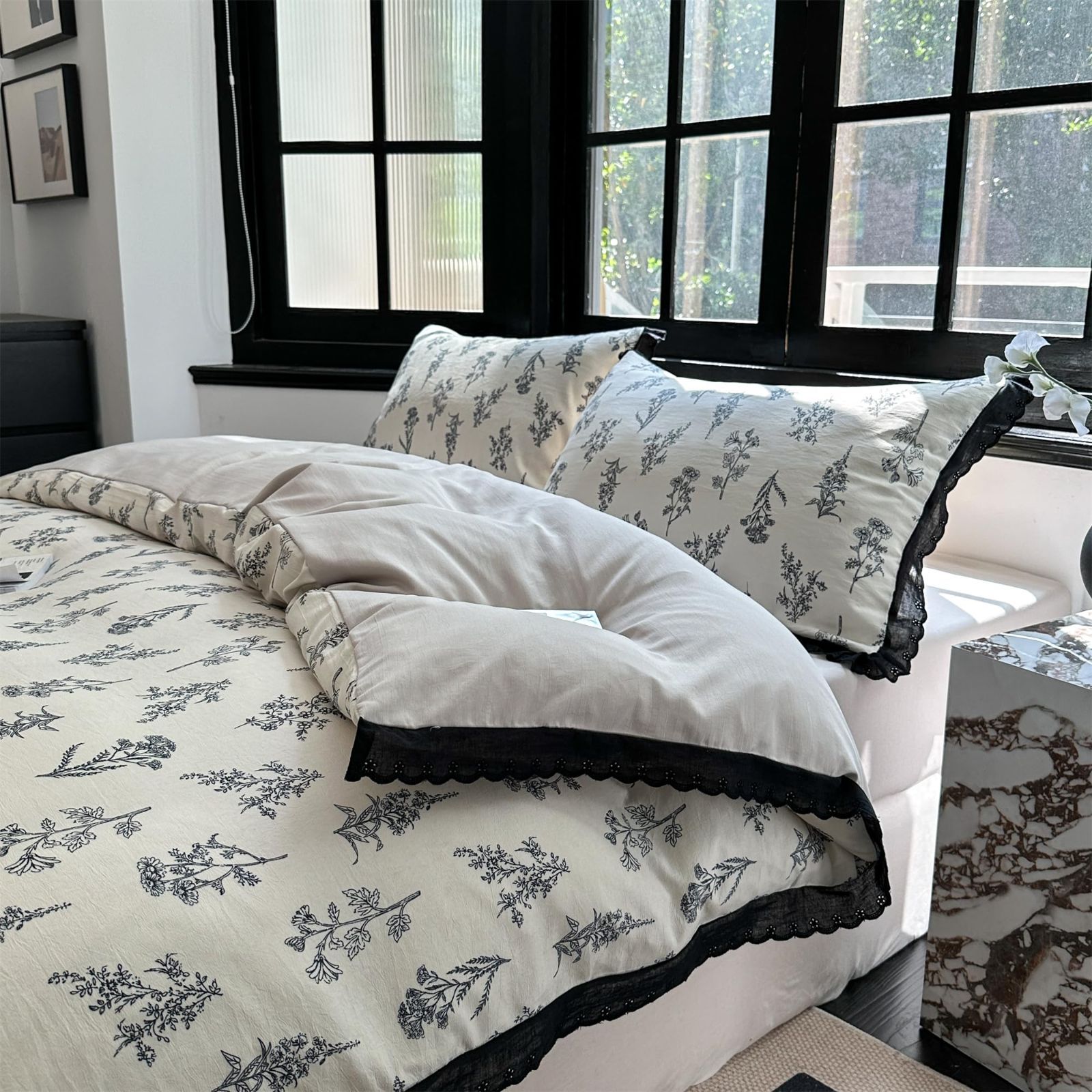 【ダブル4点セット】布団カバー　フリル付き布団カバー 寝具カバー　ブラック ソフト ヴィンテージシックなフリル寝具セット（ブラックレースと