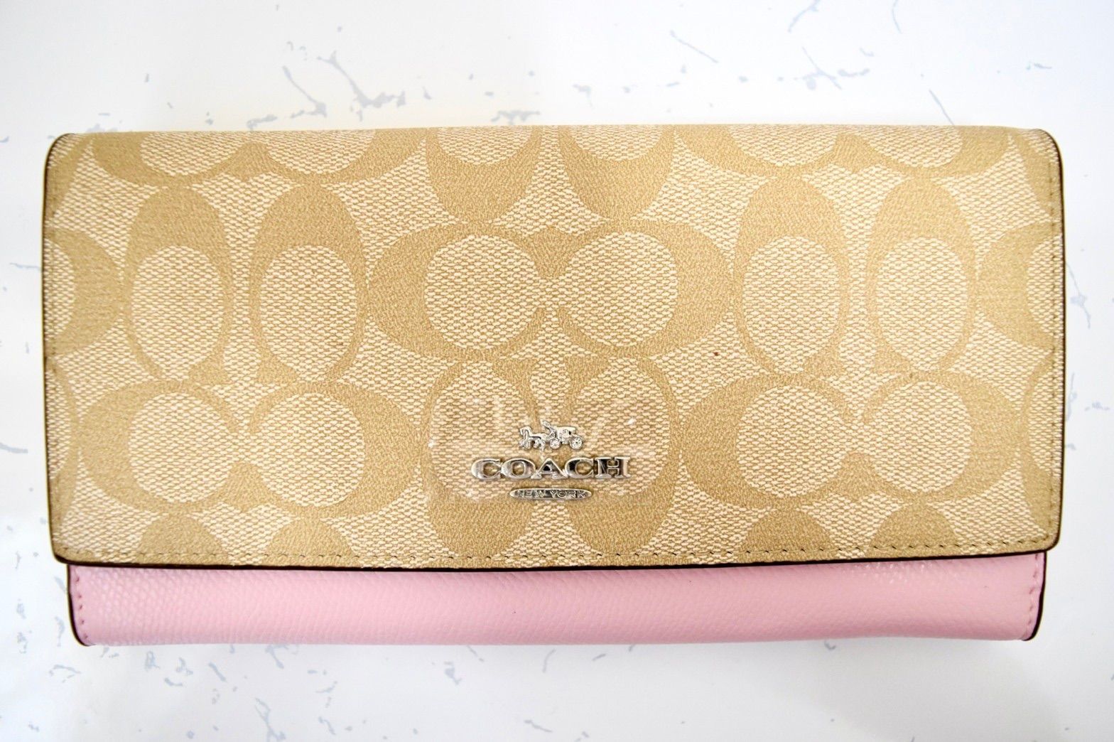 一粒万倍日【新品】コーチ coach 長財布 ピンク シグネチャー パス 