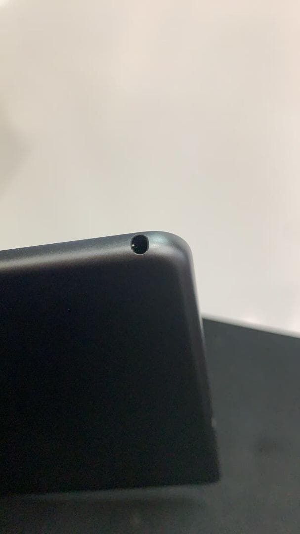 スペースグレイ