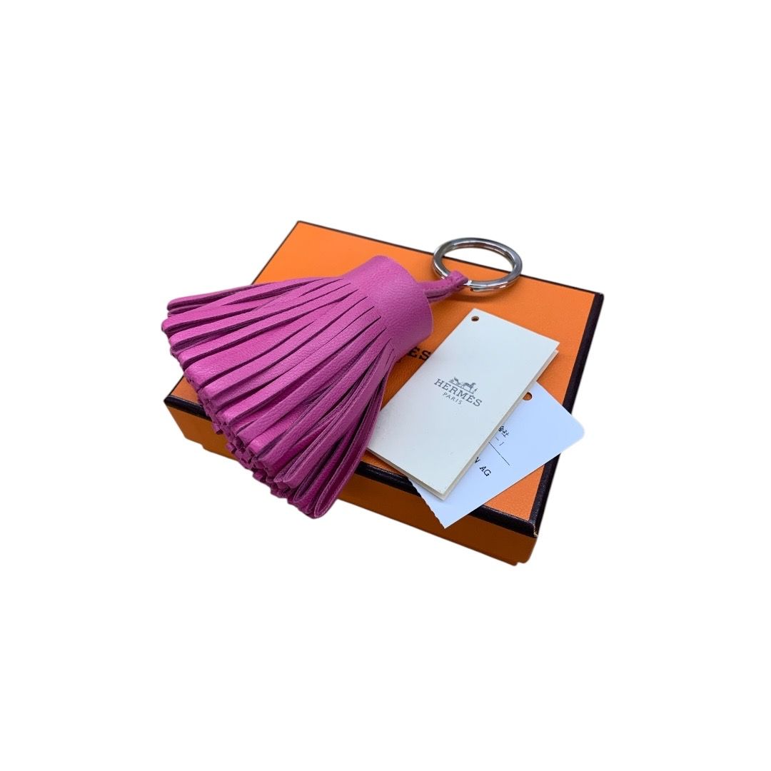 HERMESキーリング　カルメン　ピンク カルメン キーリング キーホルダー チャーム ローズサクラ ローズ