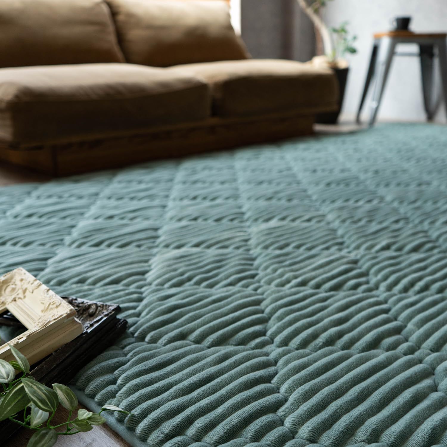 サヤンサヤン ヌア フランネル キルト くすみ KUSUMI 抗菌 防臭 洗える 北欧 ラグ マット 190x190 2畳 セージ グリーン MARWIL-DEMENAGEMENTS_CH