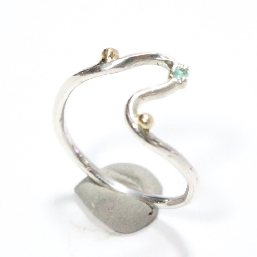 ブラジル産パライバトルマリンとK10粒々の無造作曲線デザインシルバー